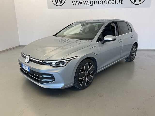 Volkswagen Golf 1.5 TSI eHybrid DSG Style