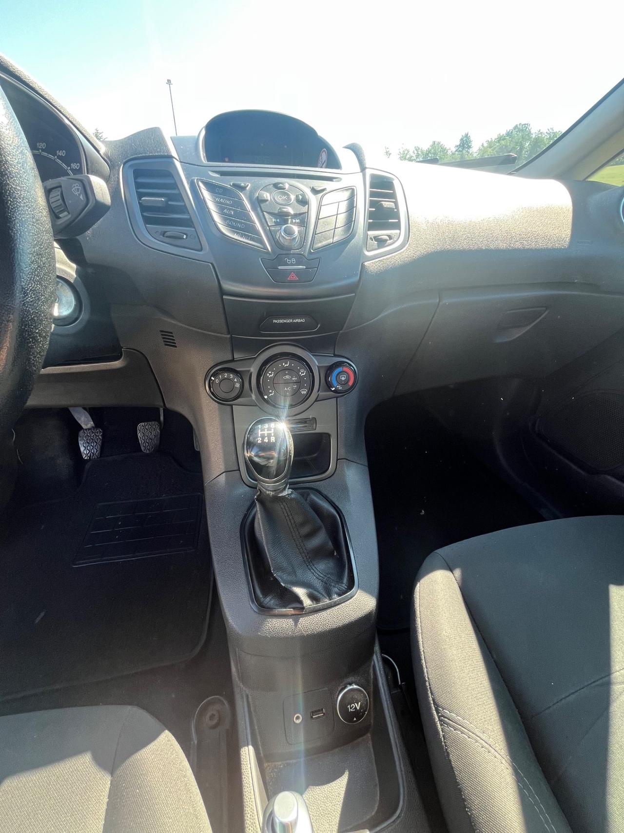 Ford Fiesta 1.0 EcoBoost 100CV 5 porte Titanium