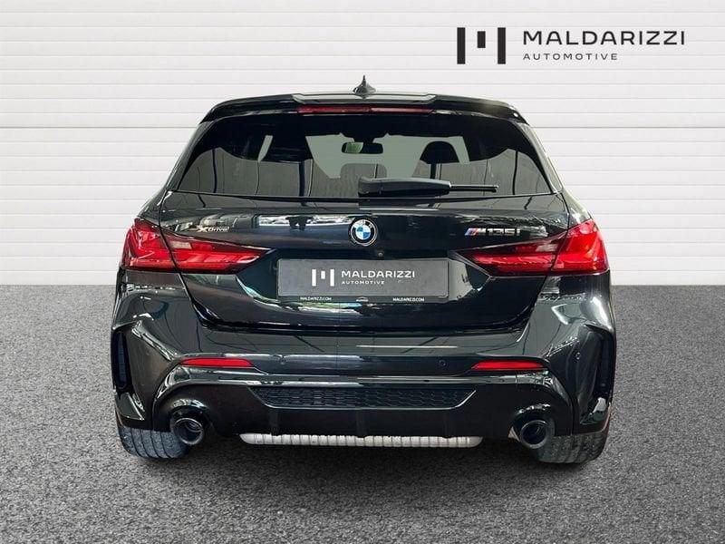 BMW Serie 1 F40 M 135i xdrive auto