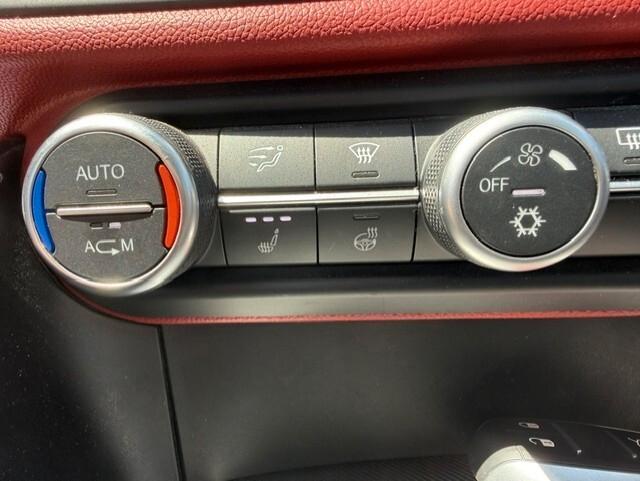 Alfa Romeo Giulia 2.2 Turbodiesel 210 CV AT8 AWD Q4 Veloce