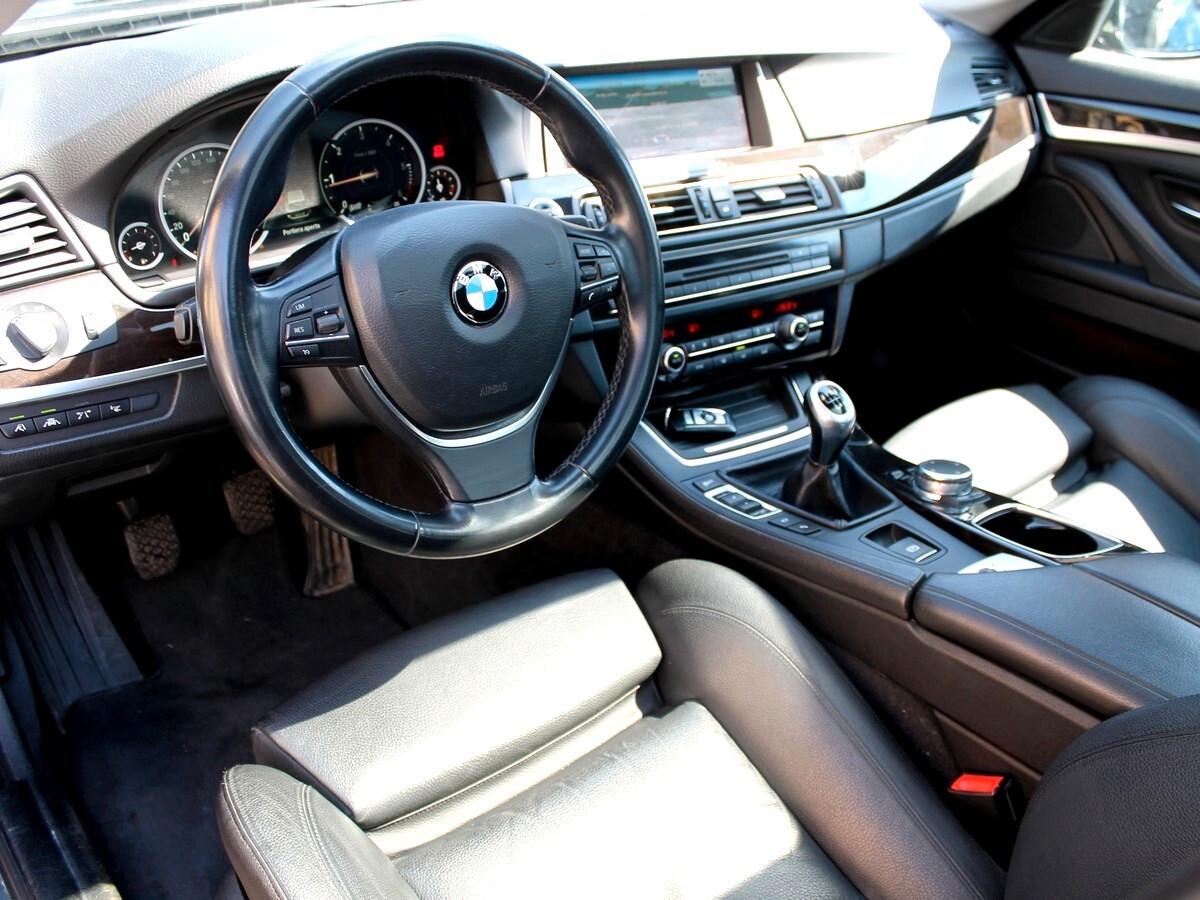 Bmw 520d Touring Luxury SW 190Cv Tetto NaviPro Pelle Cam360 HUD FULL OPT
