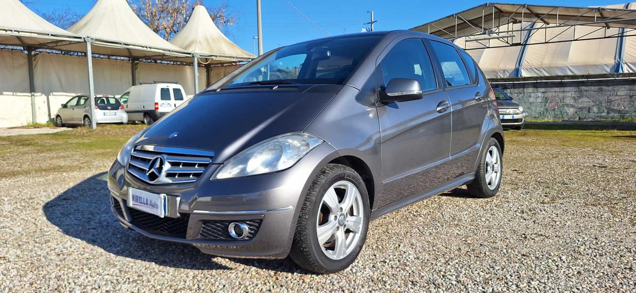 Mercedes-benz A 150 BlueEFFICIENCY Avantgarde