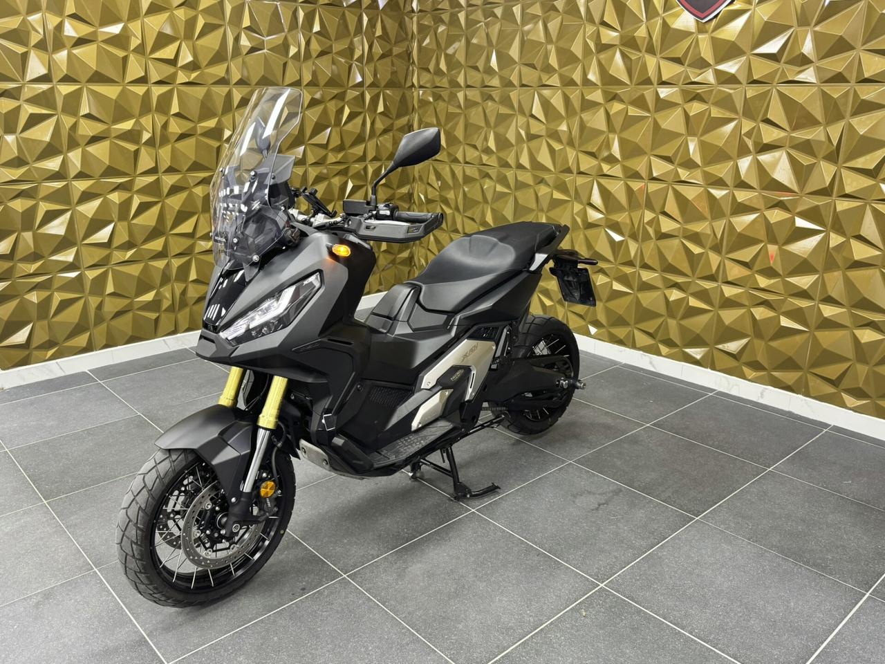 Honda X-ADV 750