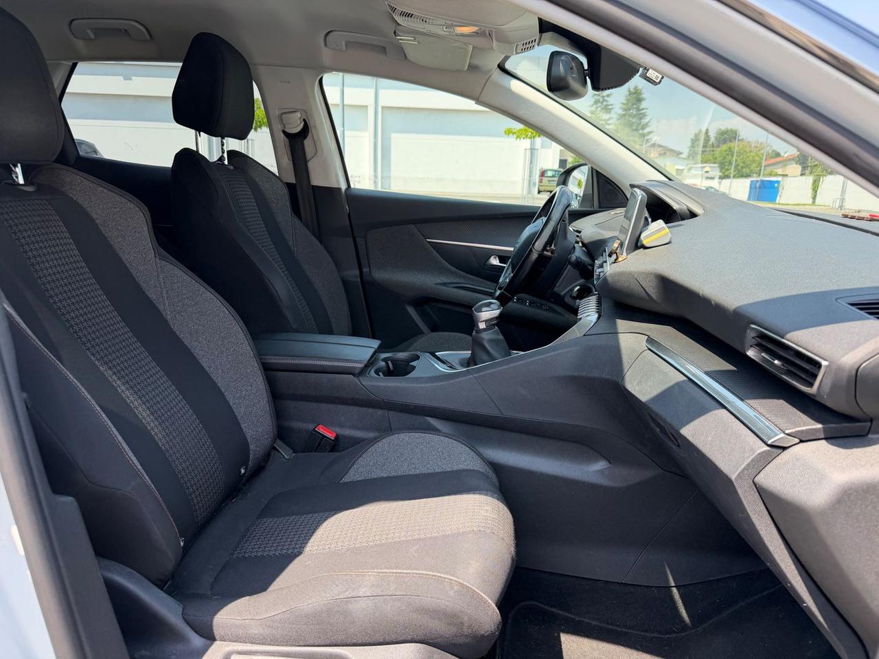 Peugeot 3008 Pure Tech 130 Active #11407