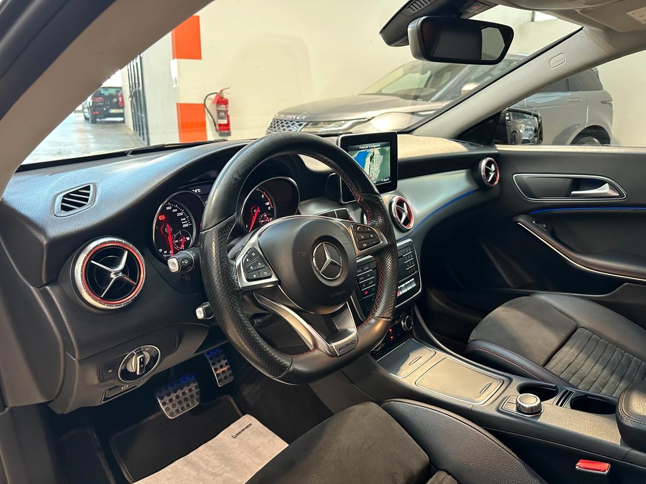 Mercedes-benz CLA 220 d 4Matic Automatic Premium