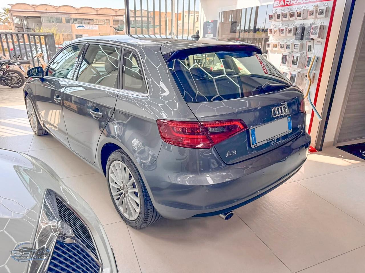 Audi A3 1.6 TDI Ambition 105CV