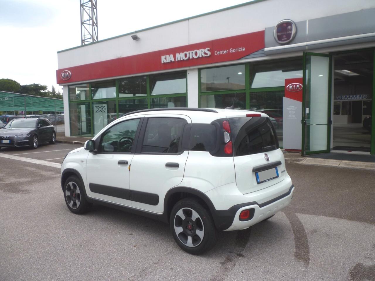 FIAT Panda 1.0 Hybrid 70 CV Cross BIANCO 2023