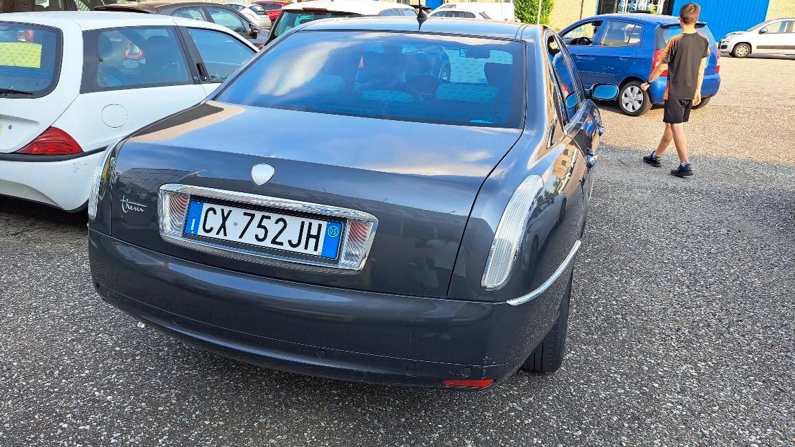 Lancia Thesis 2.4 JTD 20V Executive