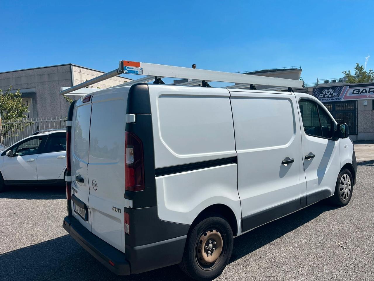 Opel Vivaro 1.6 turbo diesel
