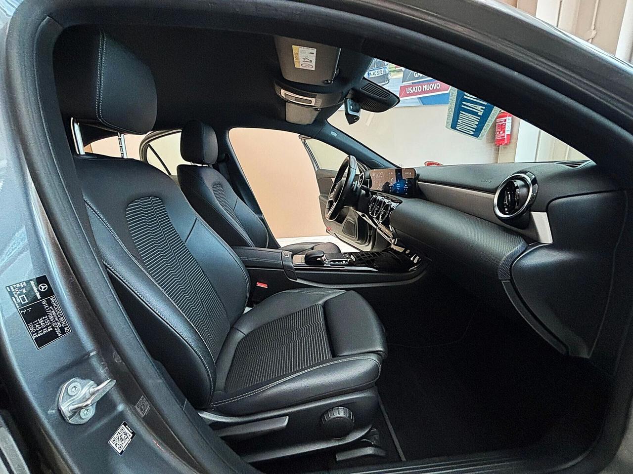 Mercedes Classe A 250e Sport **PARI AL NUOVO**