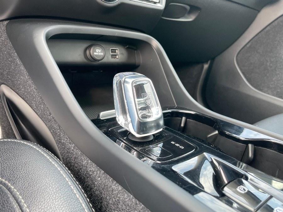 VOLVO Xc40 SOLO PER COMMERCIANTI AUTO SENZA GARANZIA