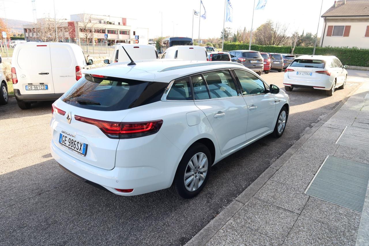 Renault Megane Sporter Blue dCi 115 CV N1 Autocarro