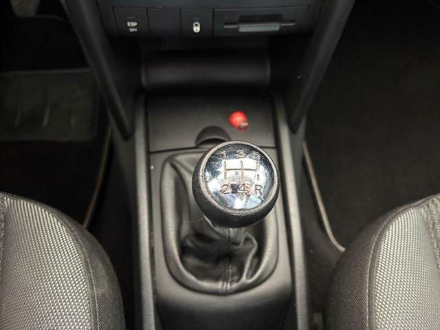 PEUGEOT 207 1.4 HDi 70CV A/C *NEOPATENTATI*