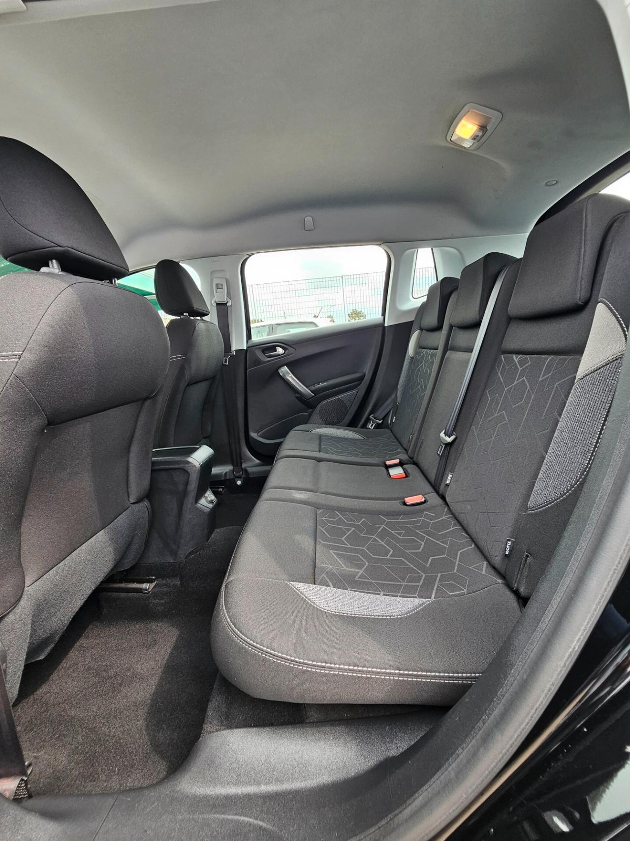 Peugeot 2008 BlueHDi 100 GT Line