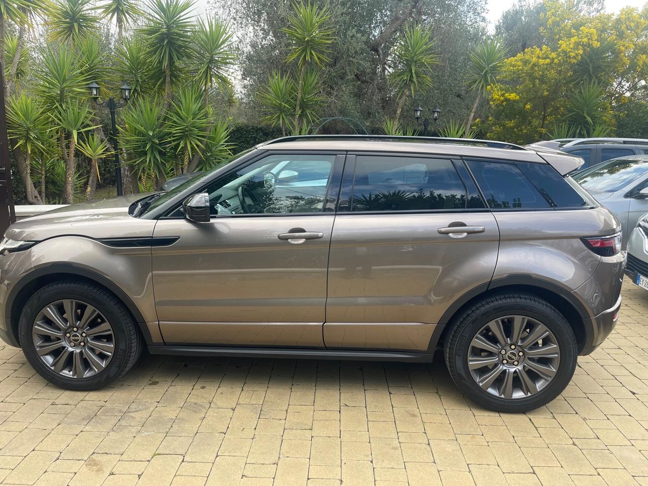 RANG ROVER EVOQUE 2.0 TD4 180CV TETTO 60000KM