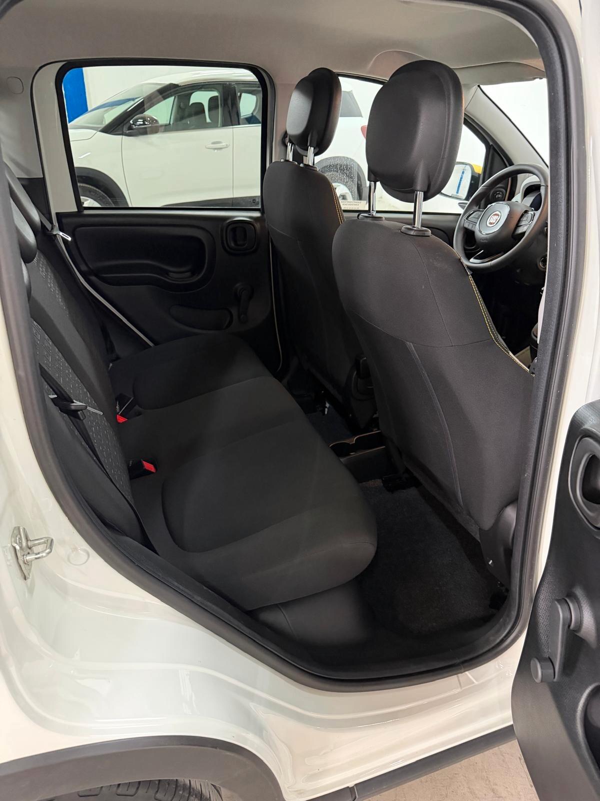 Fiat Panda Cross 1.0 FireFly 70CV Hybrid