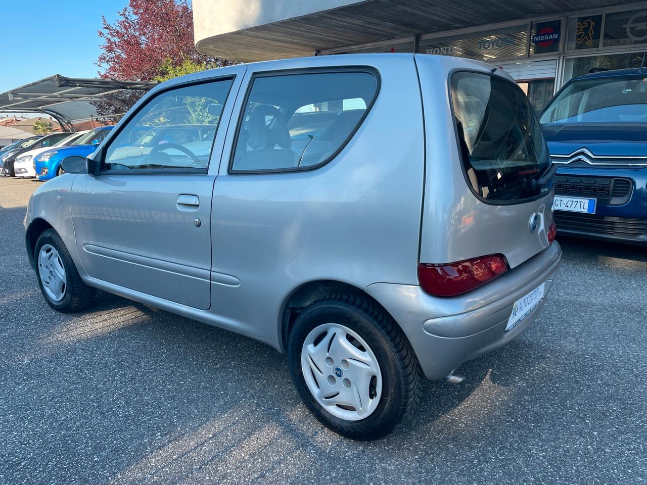 Fiat 600 1.1 Active 30.000 Km !!