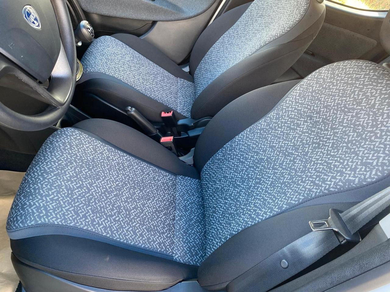 Lancia Ypsilon 1.0 FireFly 5 porte S&S Hybrid Alberta Ferretti