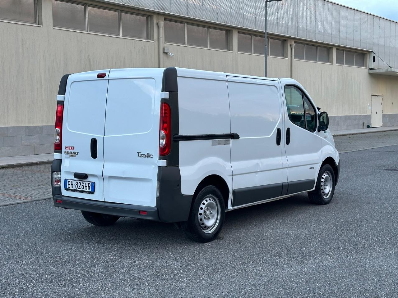 Renault Trafic 2.0 Turbo Diesel