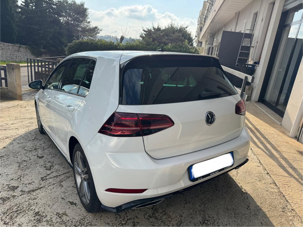Vw Golf 2.0 TDI - R.LINE - FARI LED - 2019