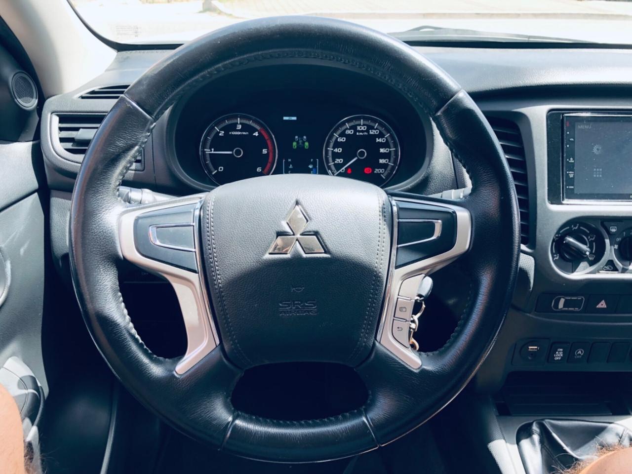 Mitsubishi L200 2.3 PICKUP CABINA ESTESA 4X4