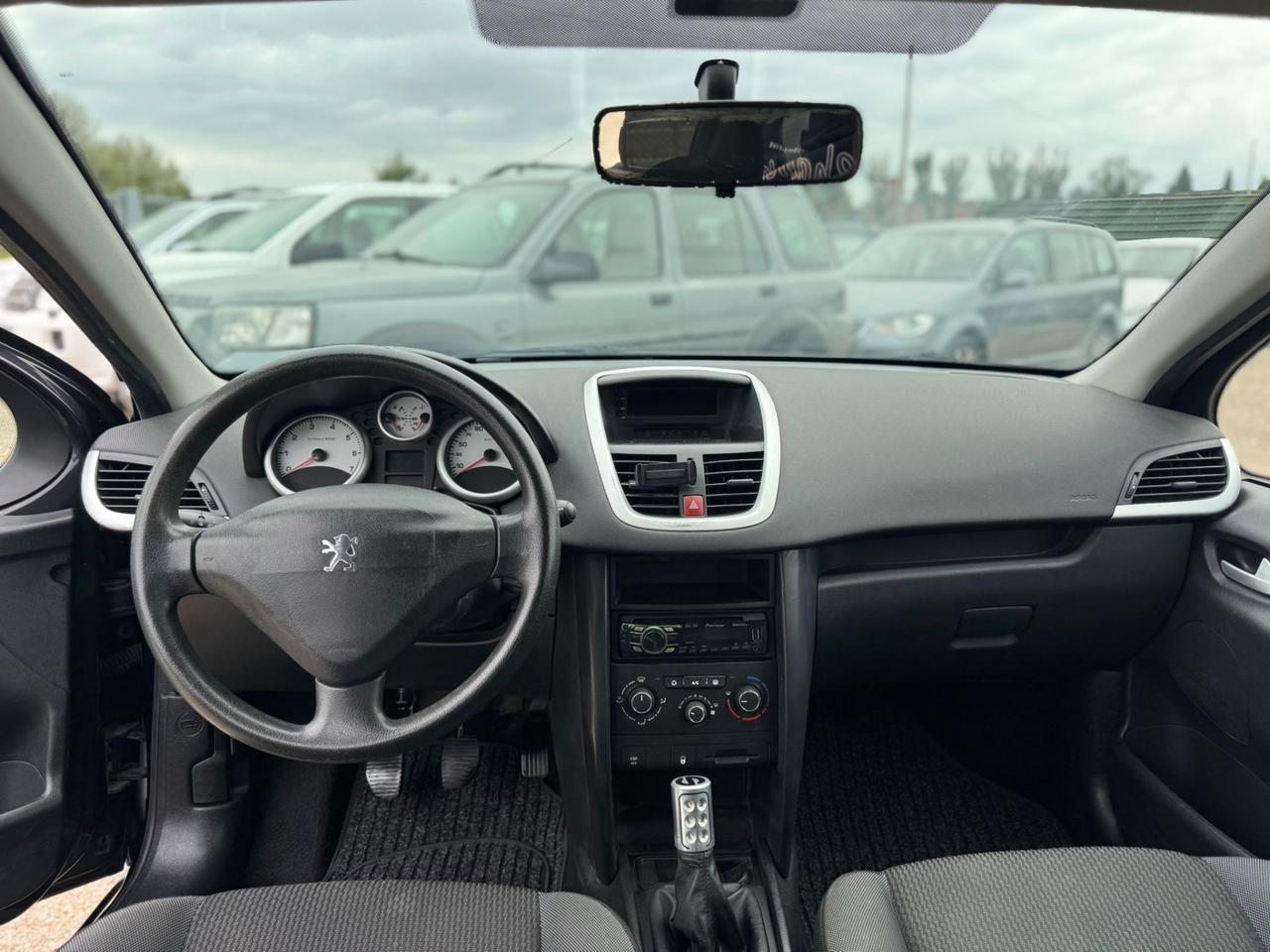 Peugeot 207 1.4 8V 75CV 5p. Energie Sport ECO GPL