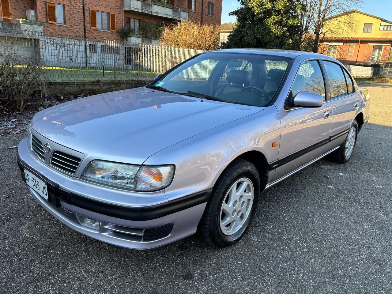 Nissan Maxima QX 2.0i V6 24V ASI