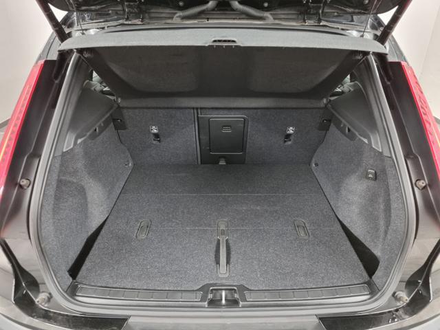 VOLVO XC40 B4 AWD automatico Core
