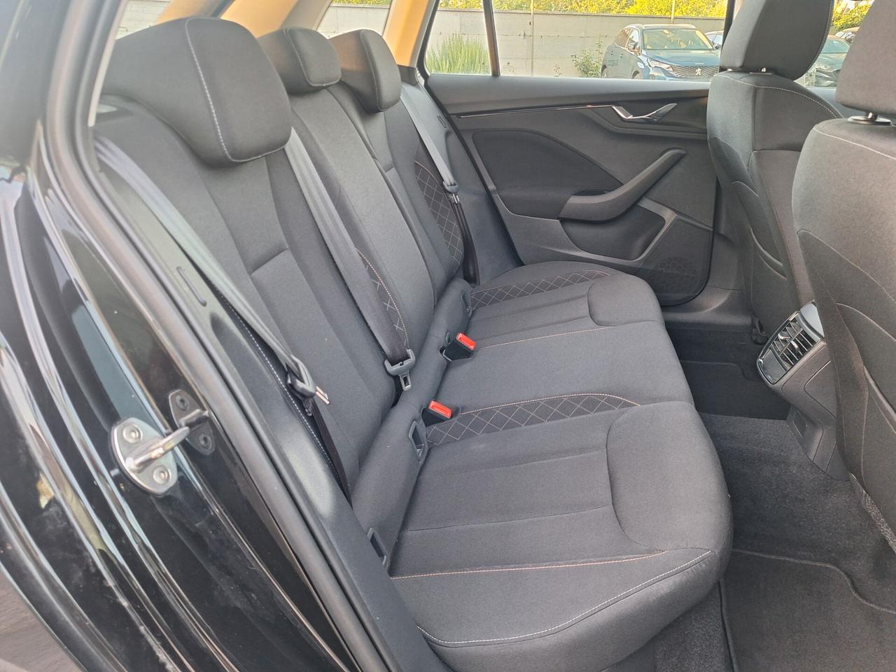 SKODA KAMIQ AMBITION 1.0 TSI 110cv DSG NAV 08/2023