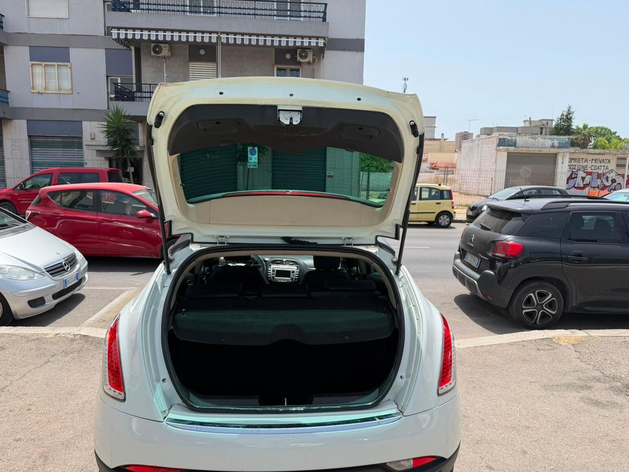 Lancia Delta 1.6 DIESEL MJT DPF Platino - ANNO 2010