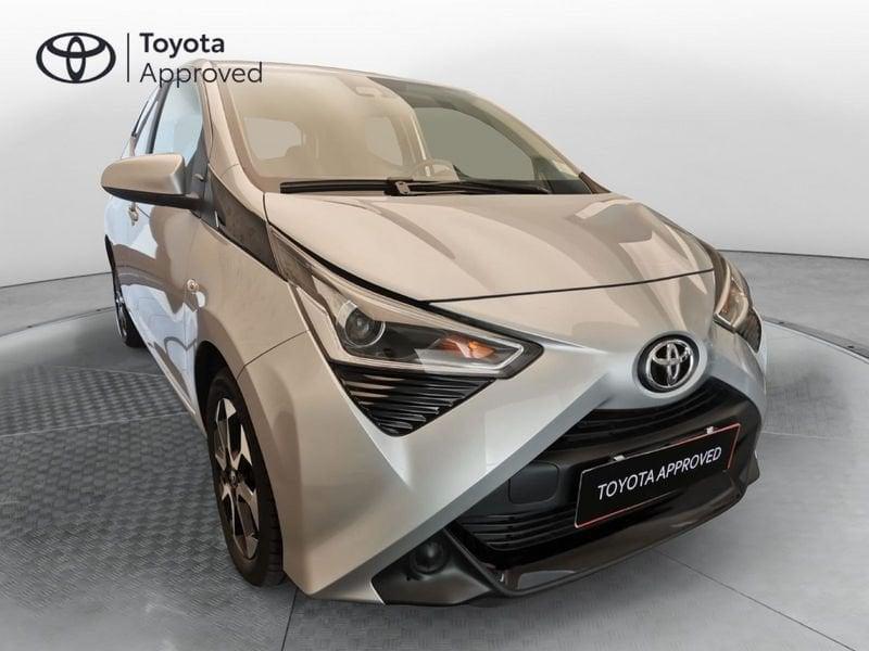 Toyota Aygo 2ª serie Connect 1.0 VVT-i 72 CV 5p. x-play