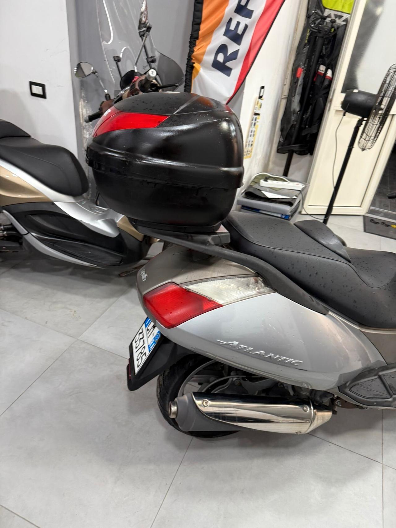 Aprilia Atlantic 250