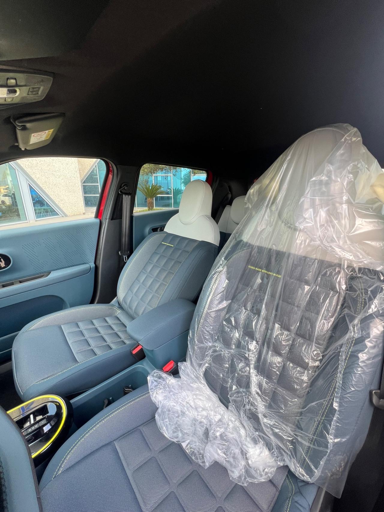 Fiat Grande Panda 1.2 Hybrid 110 CV La Prima possibilità noleggio no scoring