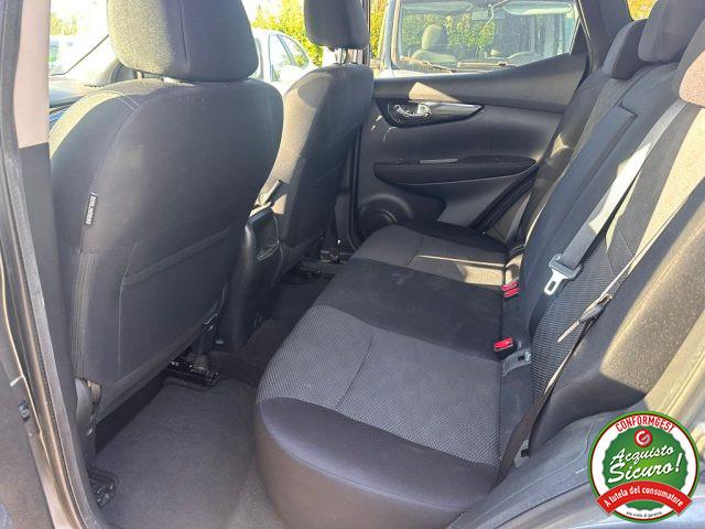 NISSAN Qashqai 1.5 dCi N-Connecta