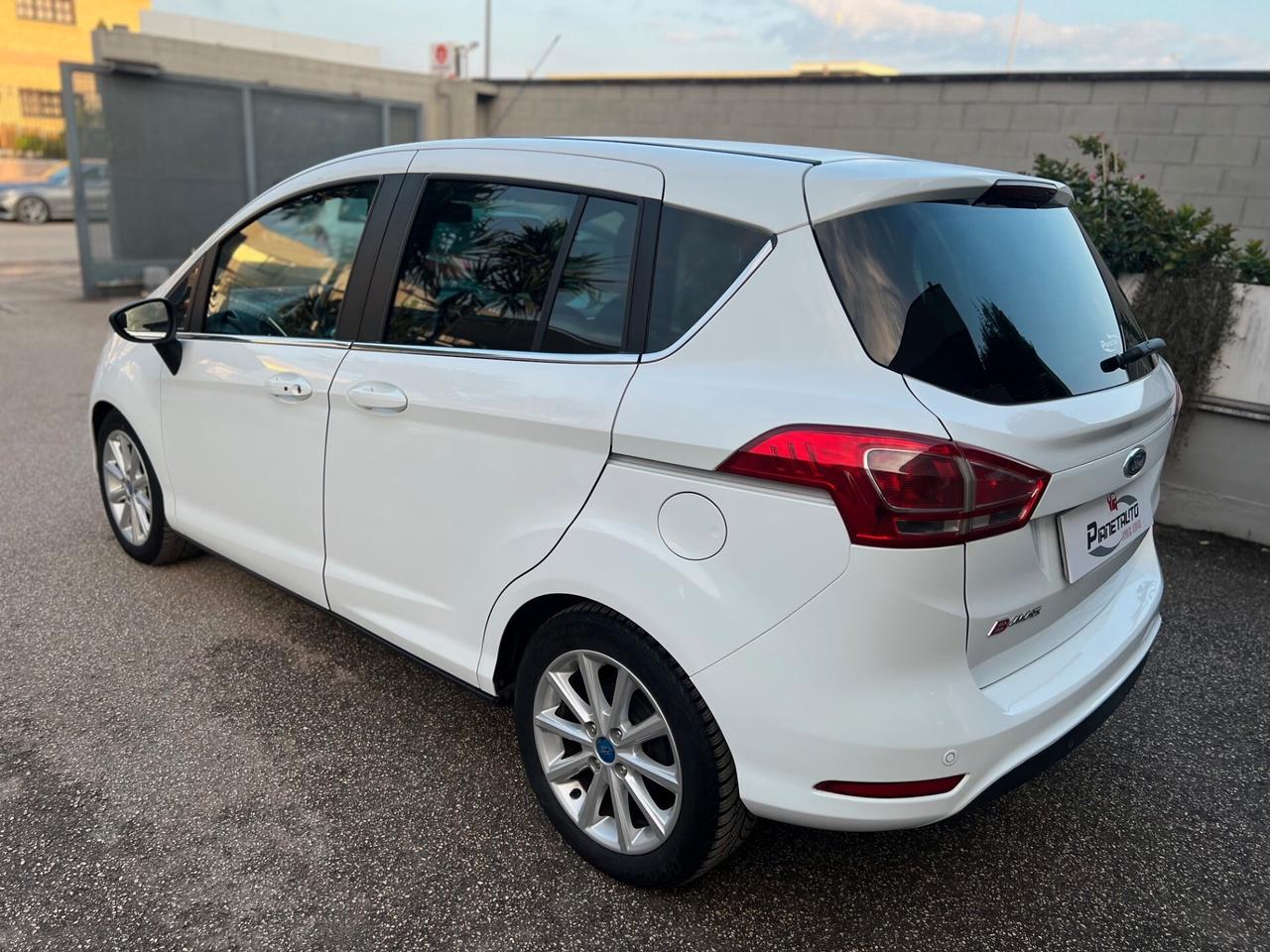 Ford B-Max 1.5 tdci Titanium 75cv NAVI/TELPDC PERFETTA!!