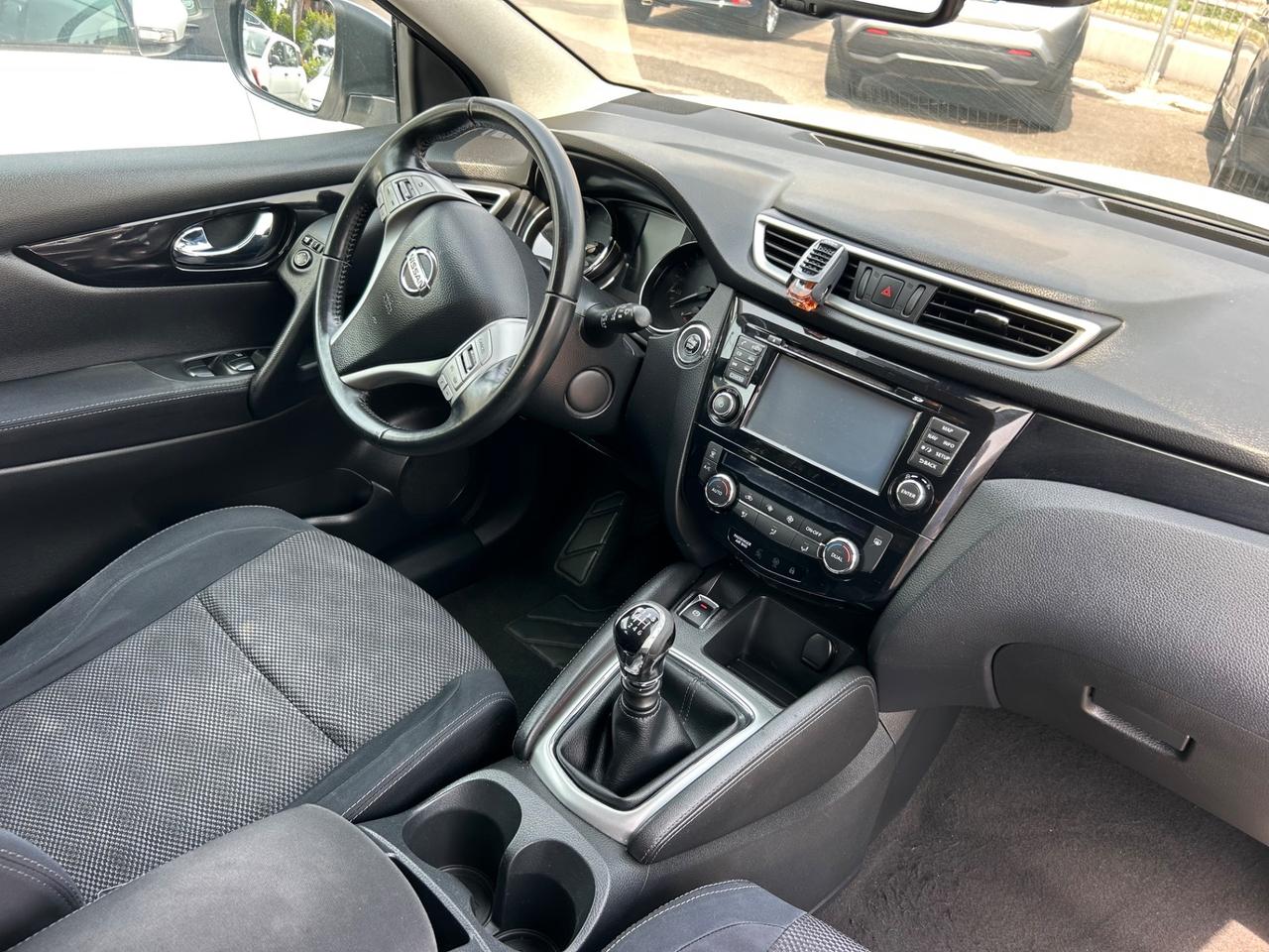Nissan Qashqai 1.5 dCi 360