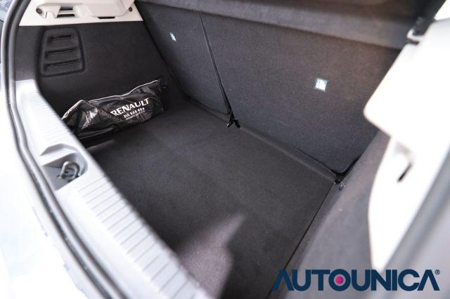 RENAULT Clio TCE 90 CV 5 PORTE BUSINESS FARI LED