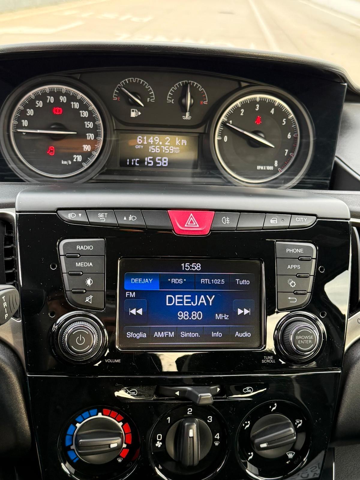 Lancia Ypsilon 1.2 69 CV 5 porte GPL Ecochic Gold