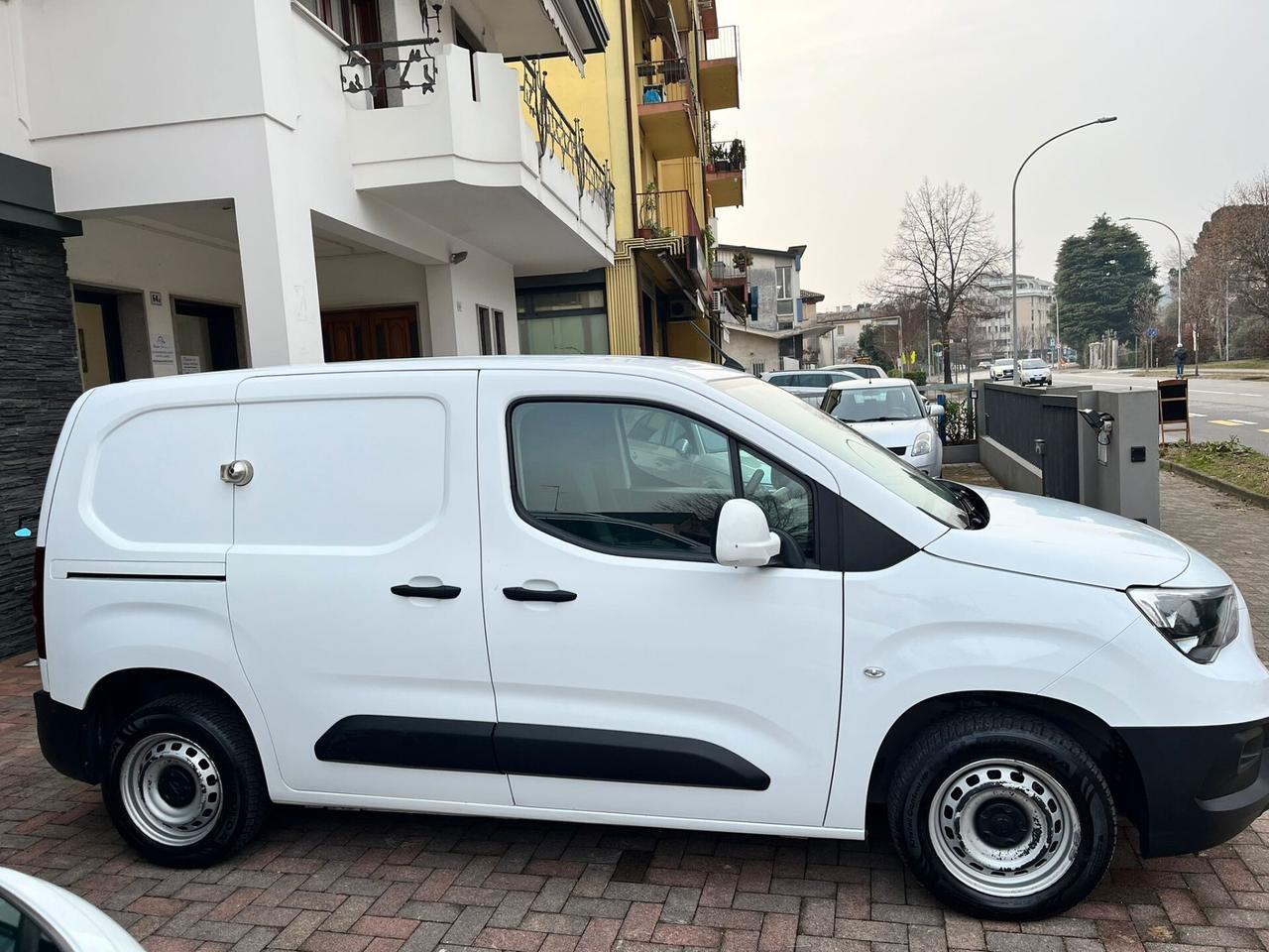 Opel Combo Cargo 1.5 Diesel PC 1000kg Edition