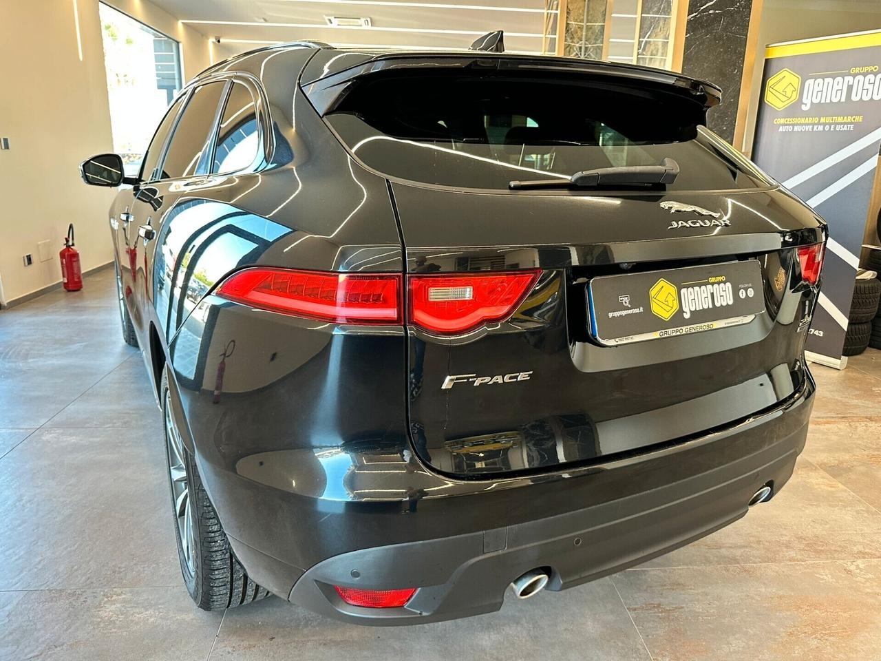 Jaguar F-Pace 2.0 D 240 CV AWD aut. R-Sport