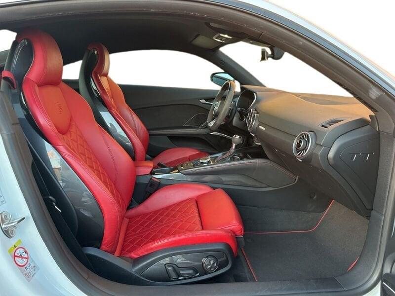 Audi TT TTS Coupé TFSI quattro S tronic