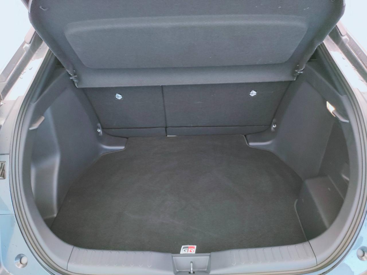 TOYOTA C-HR II 2023 - C-HR 2.0 hev GR Sport awd e-cvt