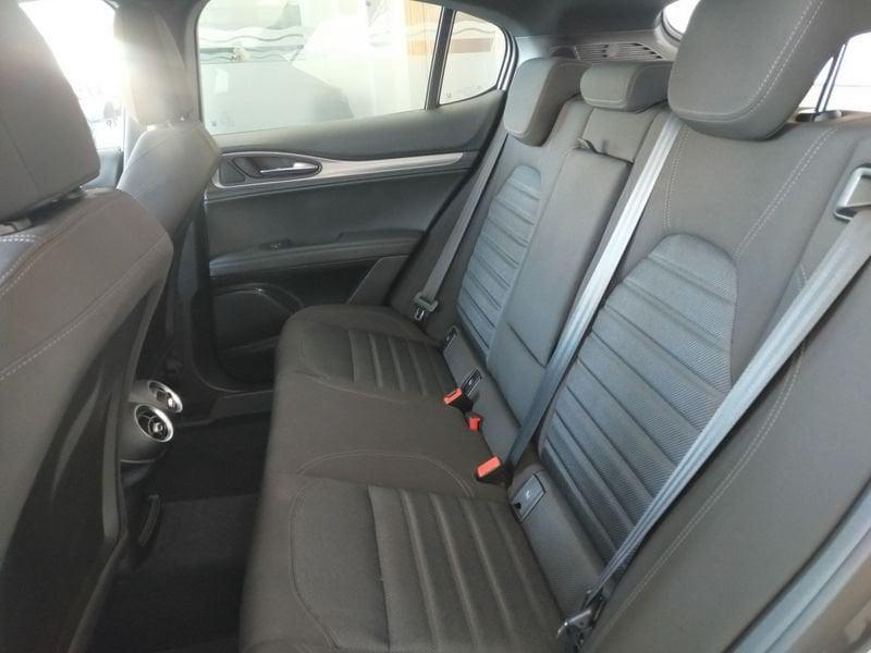 Alfa Romeo Stelvio 2.2 Turbodiesel 210 CV AT8 Q4 Sprint KM0