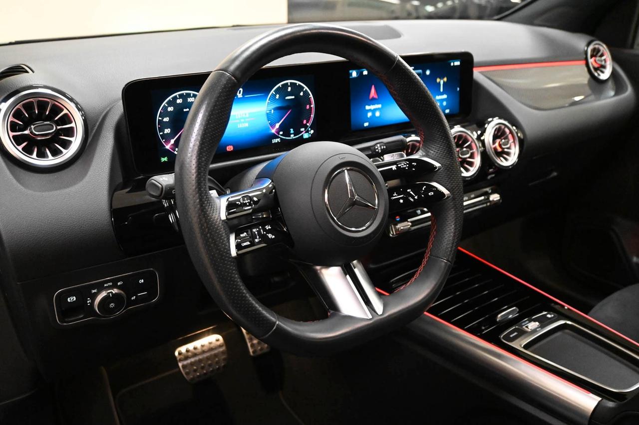 MERCEDES GLA (H247) GLA 200 d Automati...