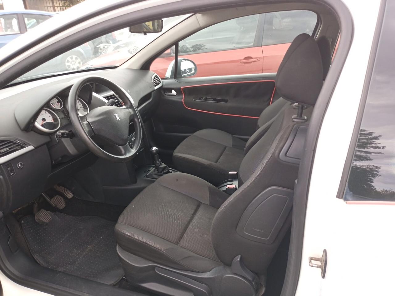 Peugeot 207 1.4 3p. GPL NEOPATENTATI