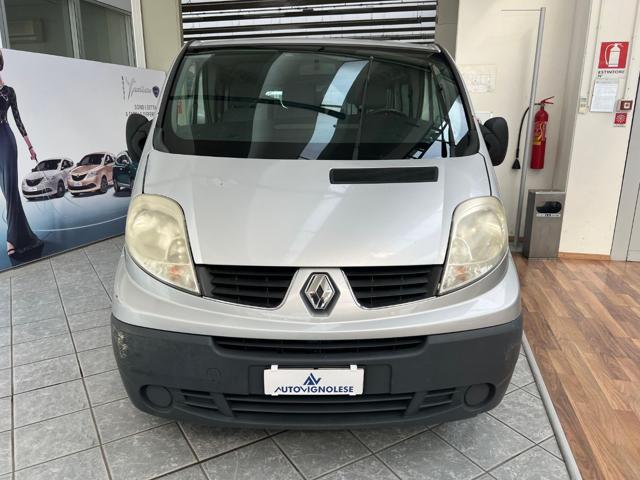 RENAULT Trafic T29 2.0 dCi/115 PL-TN Passenger Confort - 9 POSTI