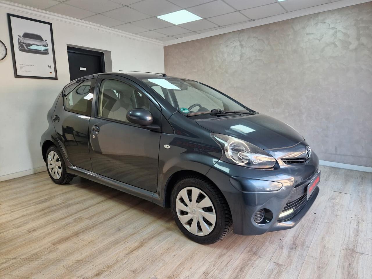 Toyota Aygo 1.0 5 porte