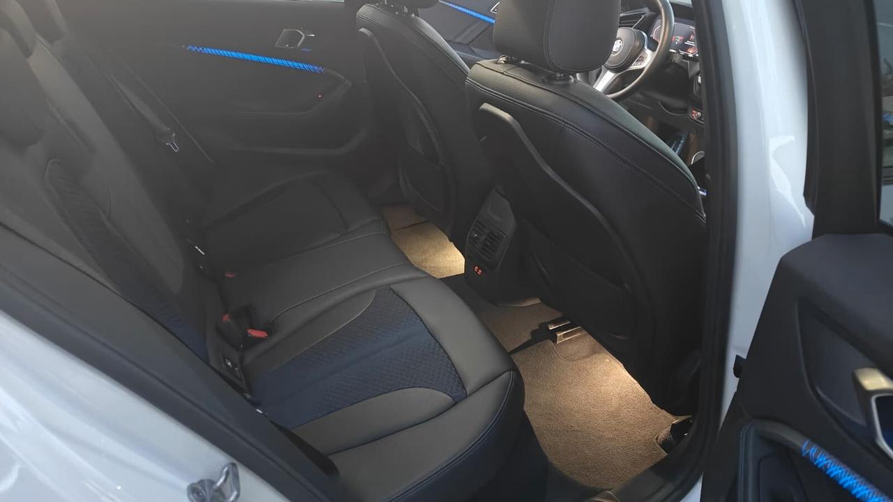 Bmw 120 120d 5p. Msport