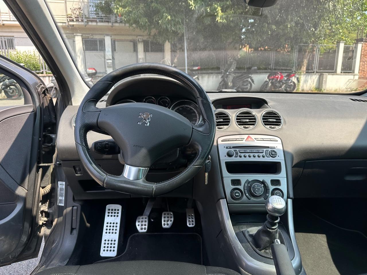 Peugeot 308 1.6 8V HDi 112CV SW Ciel Sportium