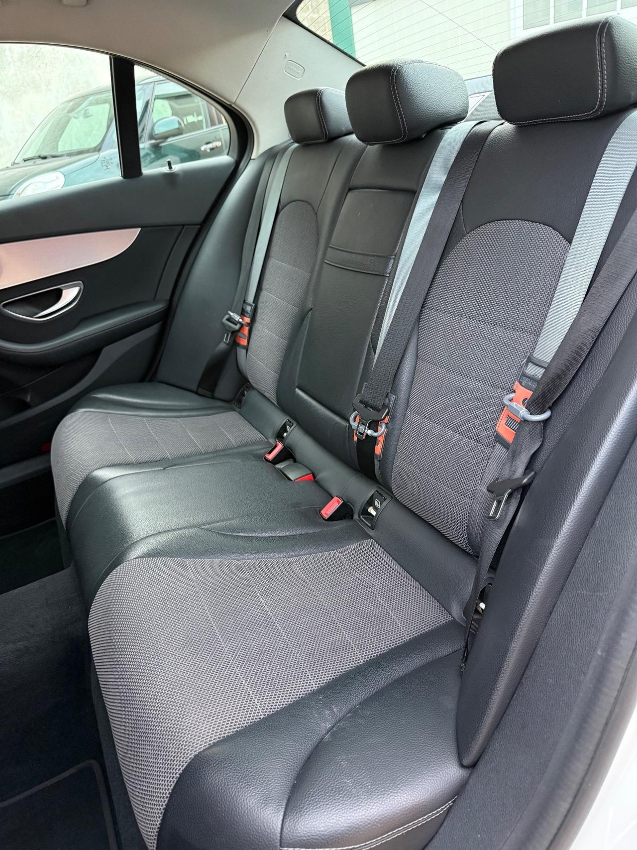 Mercedes-benz C 220 d Auto Coupé Premium